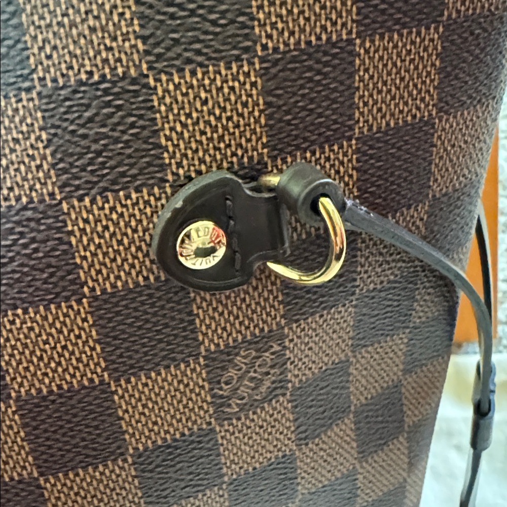 Louis Vuitton Brown Damier Ebene Neverfull MM - Picture 4 of 13